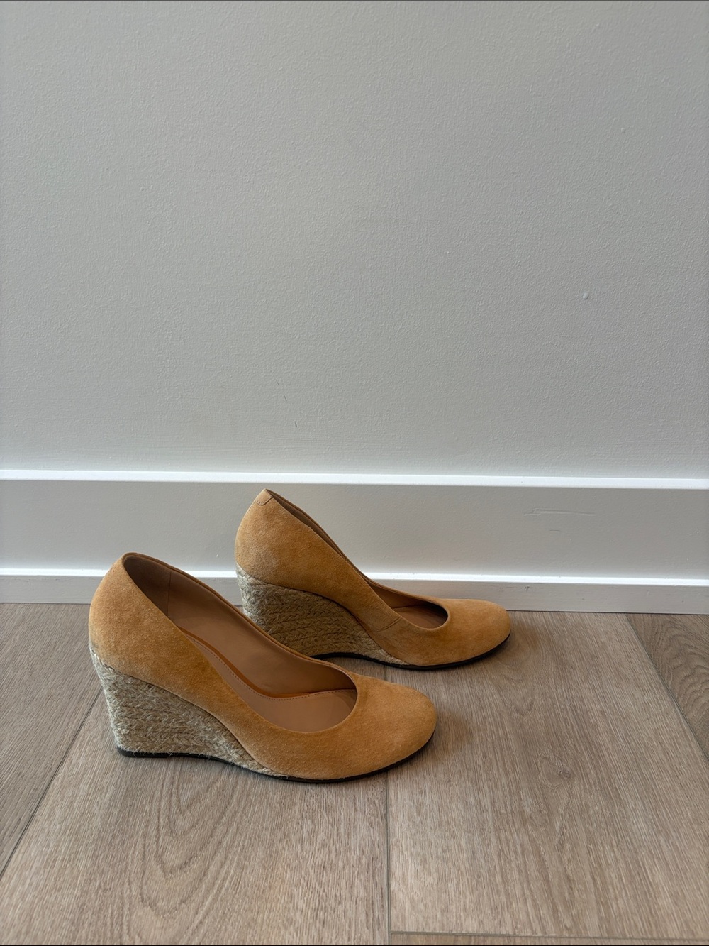 Arezzo Women's Tan Suede Espadrille Wedge Pumps